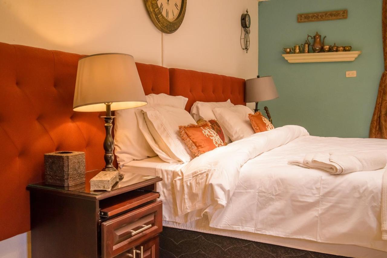 Hotel Vintage "Casa Las Flores" 케트살테낭고 외부 사진