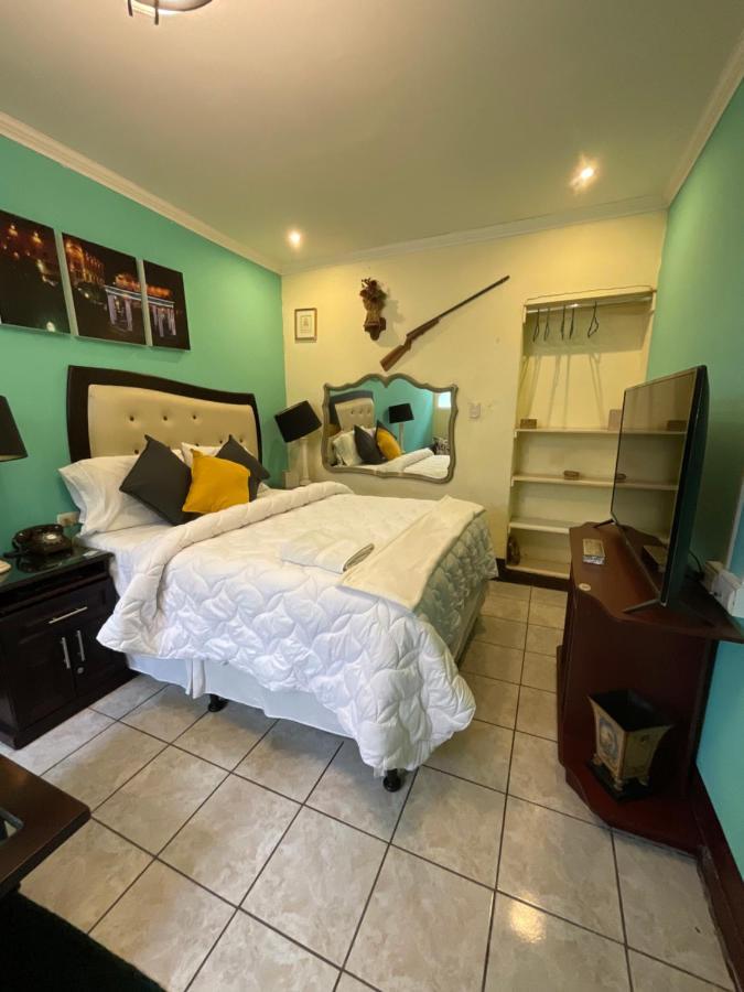 Hotel Vintage "Casa Las Flores" 케트살테낭고 외부 사진
